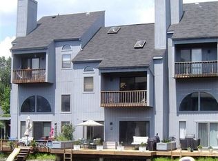 11115 Timberhead Ct, Reston, VA 20191