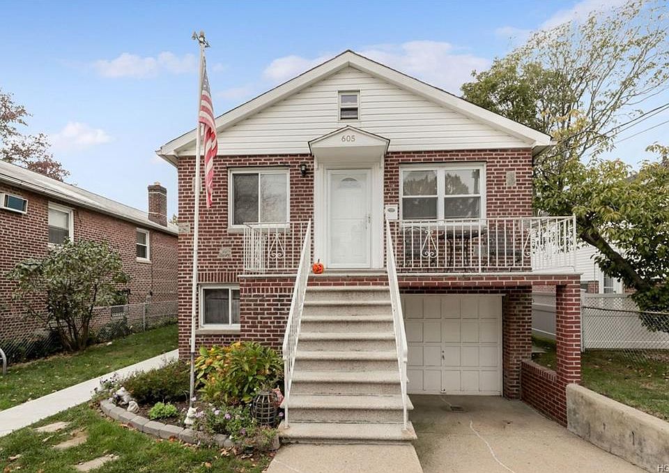 1st image of 605 Vincent Ave