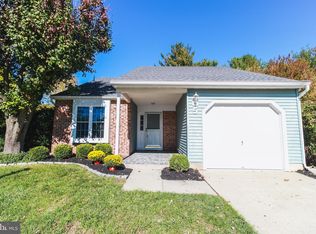 5 Keswick Ct, Mount Laurel, NJ 08054