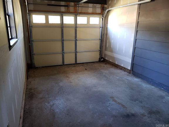 2nd image of 5517 Granby Rd