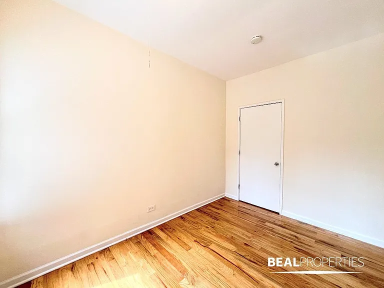 660 W Cornelia Ave #12 — Photo 10