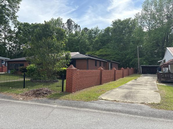 325 Beltline Ave, Batesburg, SC 29006