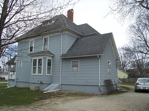 4th image of 158 W Lincoln St