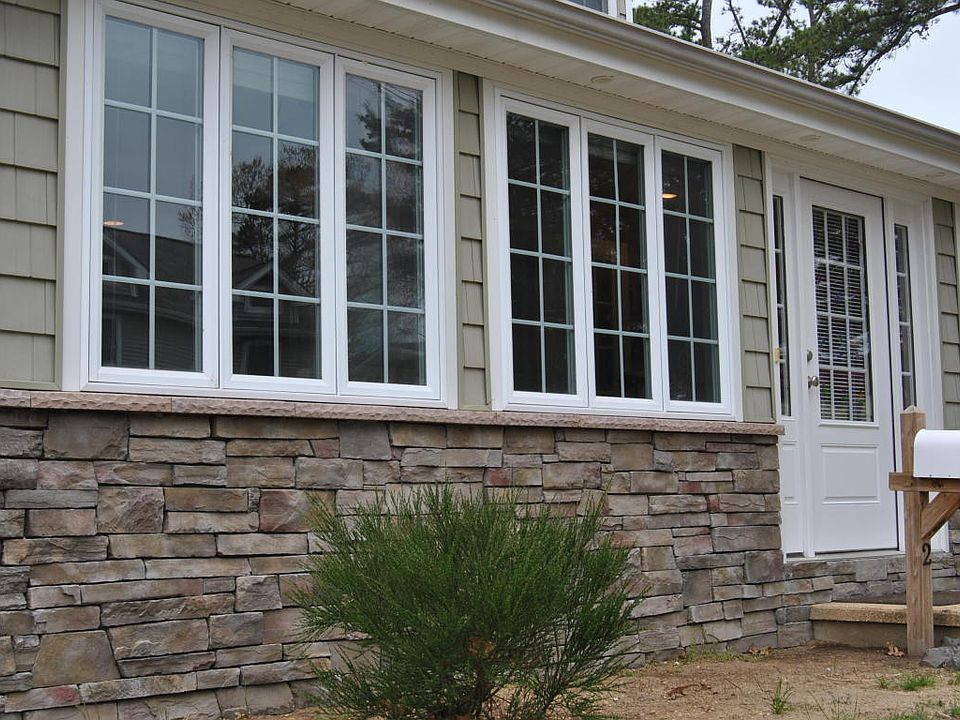 2nd image of 2 Morey Ln
