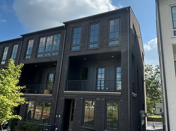 2672 Mackintosh Ct, Atlanta, GA 30319