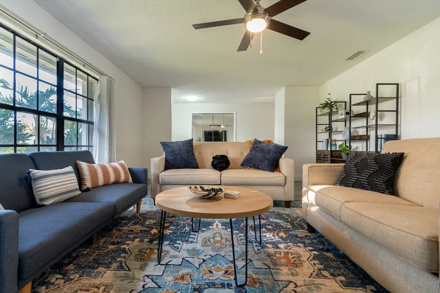 4 bed, 3.0 bath, $10,209 — Photo 1