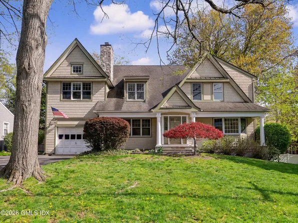 34 Macarthur Dr, Old Greenwich, CT 06870