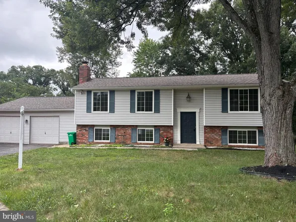8601 Briarwood Ct, Laurel, MD 20708