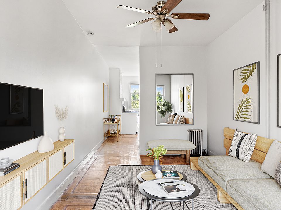 1st image of 182 Eckford St #3