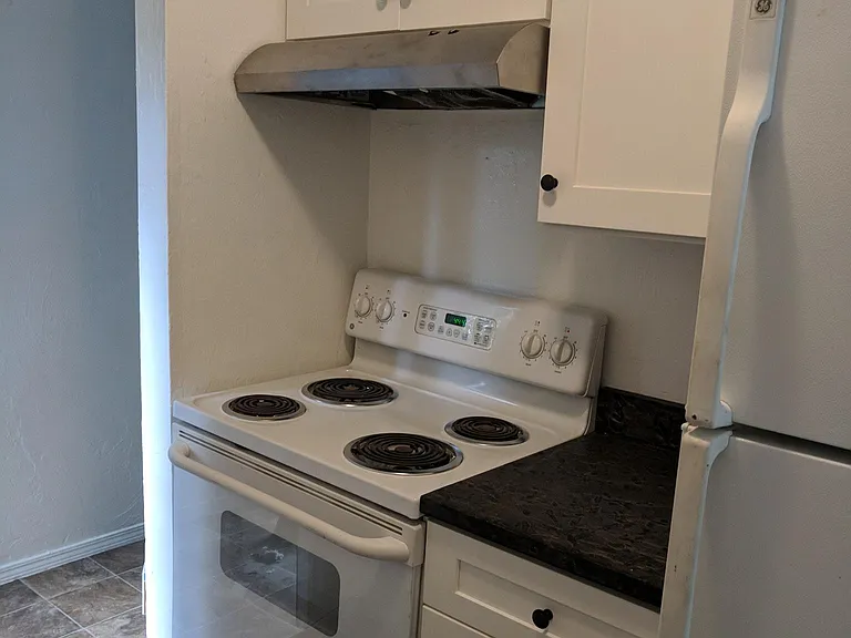 3304 Phyllis St #2 — Photo 5