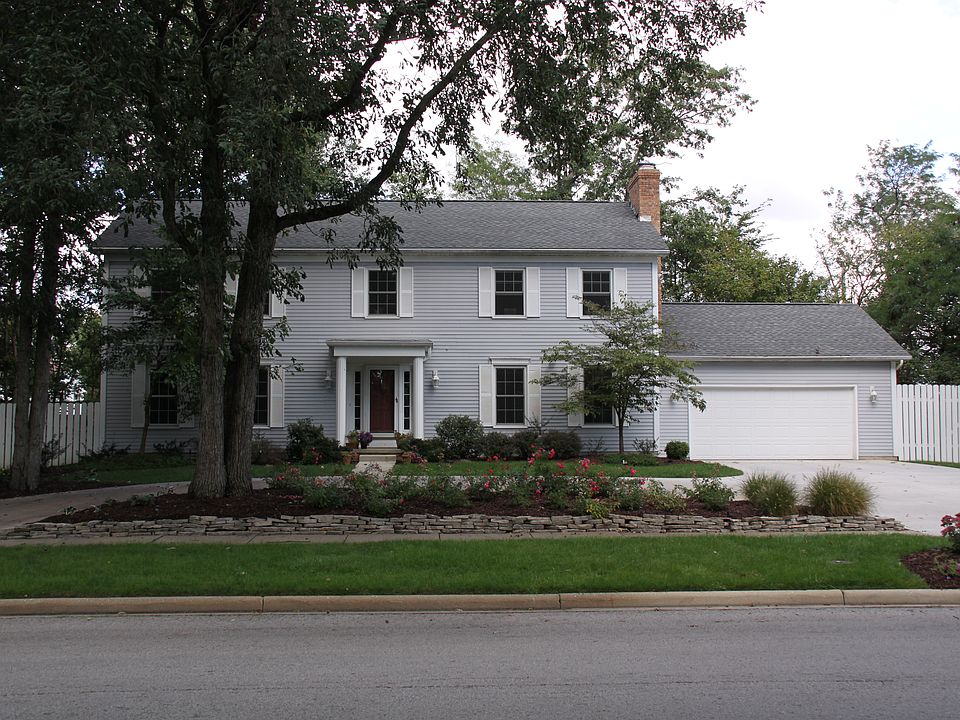 1st image of 2530 Foxwood Dr