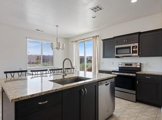 258 N Windsor Dr, Washington, UT 84780