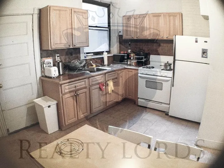 239 Harvard Ave #1 — Photo 6