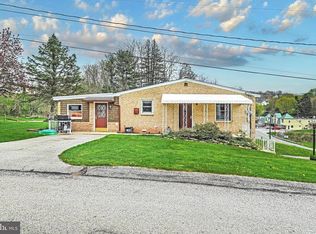 123 Ronald St, Glen Rock, PA 17327