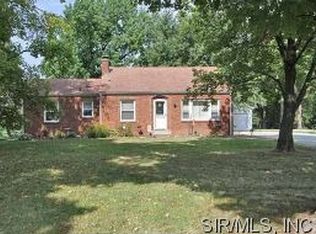 2855 Keebler Rd, Maryville, IL 62062