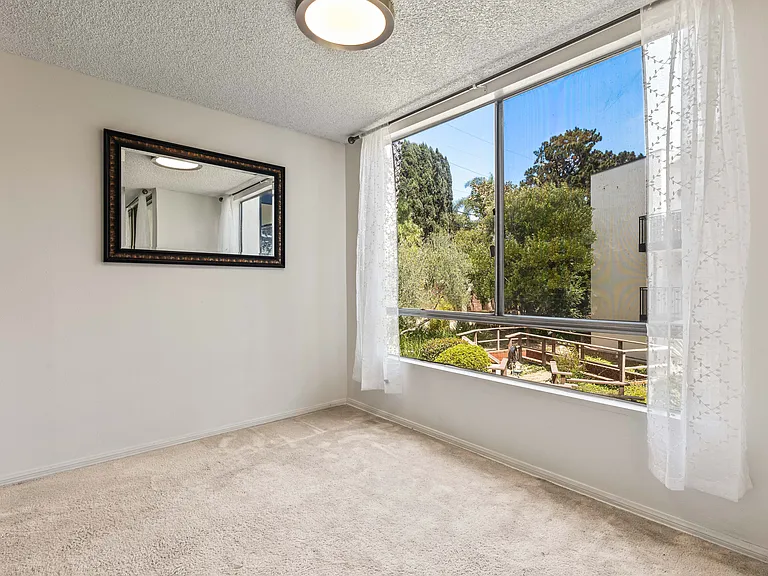 1340 S Beverly Glen Blvd #202 — Photo 8