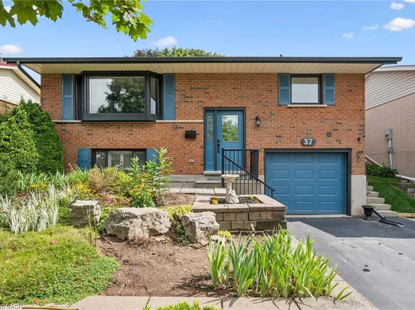 37 Dunsmere Dr, Kitchener, ON N2E 2E7