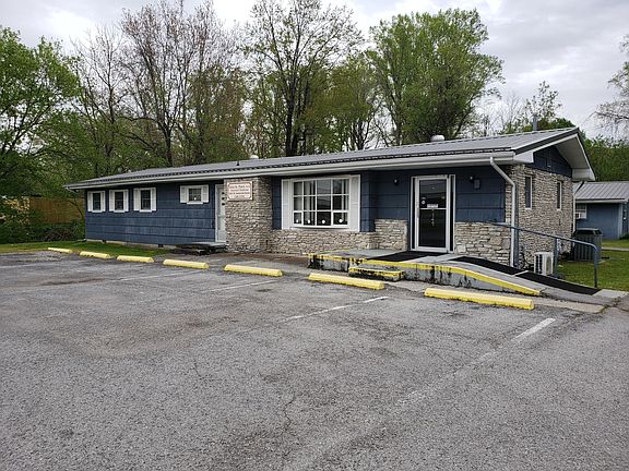 2nd image of 3501 W Cumberland Ave