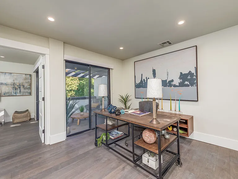 Luxury Spaces — Photo 205
