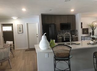 5005 Burningtree Dr, Rockford, IL 61114