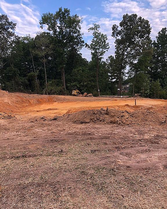 2nd image of 70 Oak Creek Ridge Dr
