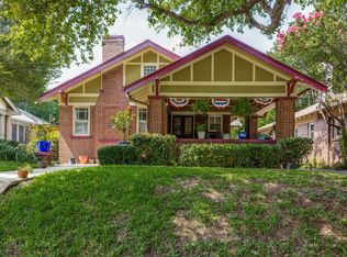 2220 Mistletoe Blvd, Fort Worth, TX 76110