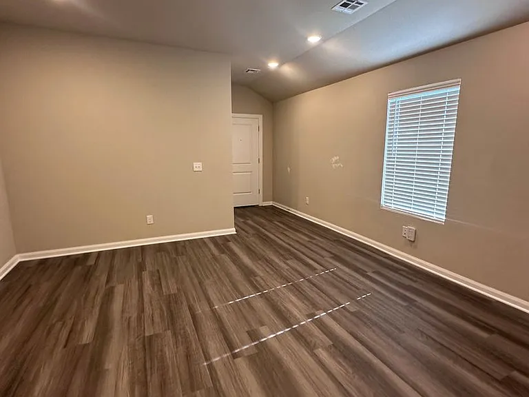 3700 S East 81st St — Photo 12