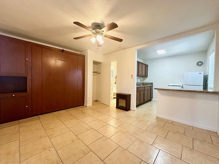 2505 Jefferson St — Photo 11
