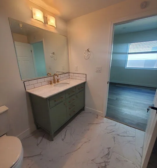 1029 S Hobart Blvd #303 — Photo 20