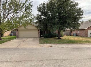 608 Stirling Rd, Rhome, TX 76078