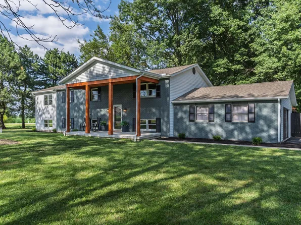 6110 Holiday Ln, Dublin, OH 43016