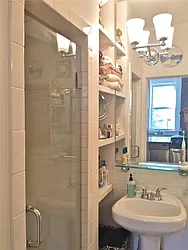 Rented by R New York