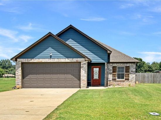 308 Ranch Blvd, Natchitoches, LA 71457