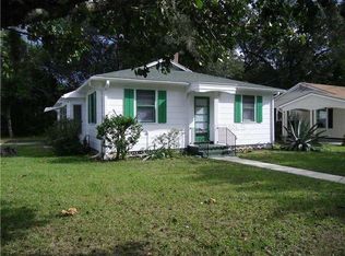 647 N Orange Ave, Deland, FL 32720