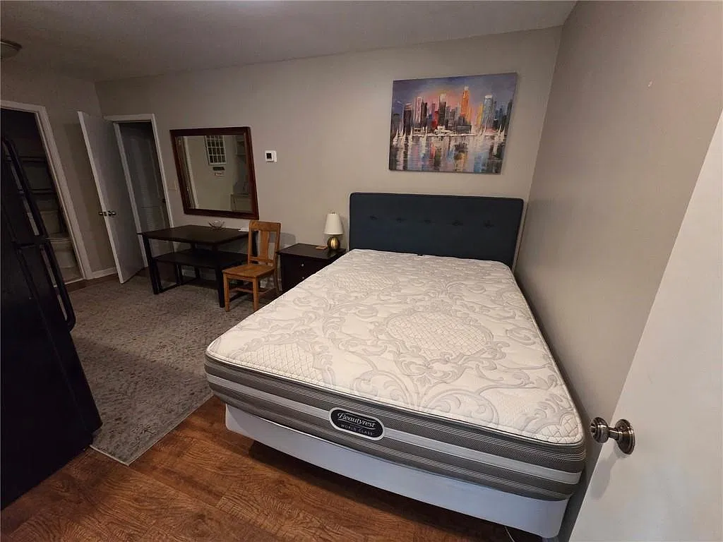 1 bed, 1.0 bath, $1,095 — Photo 4