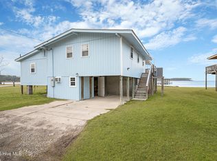 1741 Snake Island Rd, Belhaven, NC 27810
