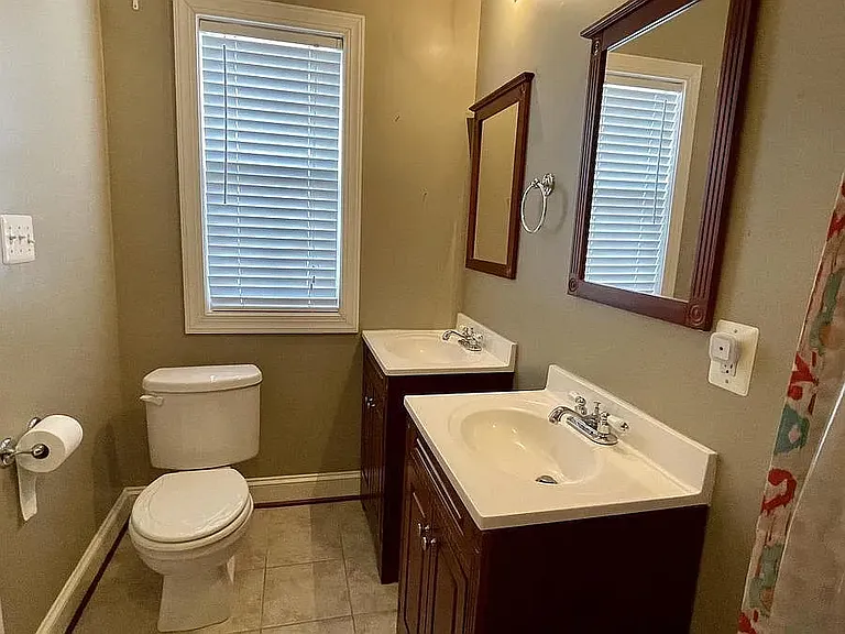 611 Quincy St NW #4 — Photo 19