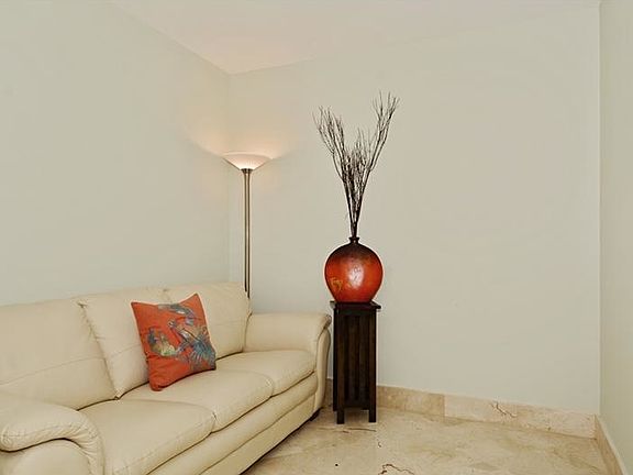 4th image of 4775 Collins Ave APT 2801