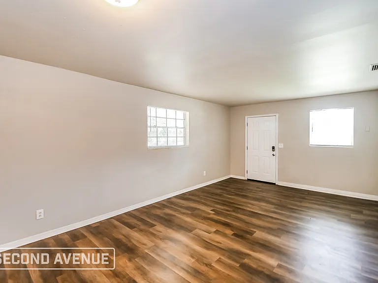 1123 De Paul Dr — Photo 10