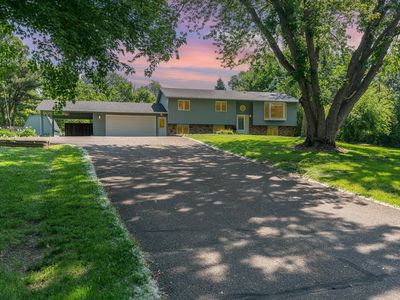 897 Willow Ridge Rd, Hudson, WI, 54016