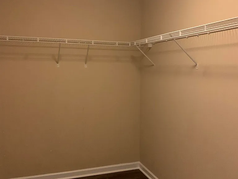 103 Liverpool Dr — Photo 11