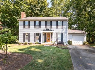 6803 Idlewild Brook Ln, Charlotte, NC 28212
