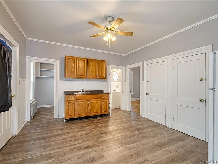 76 James St #1 — Photo 2