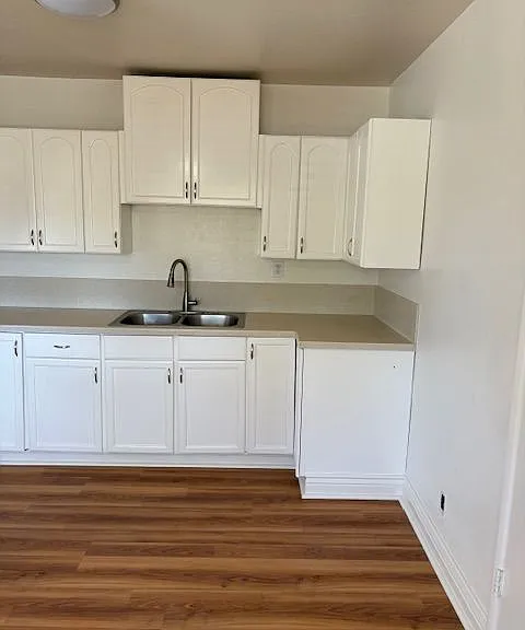 183 E Dana St — Photo 8