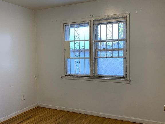 5th image of 5932 Xenia St Floor 1
