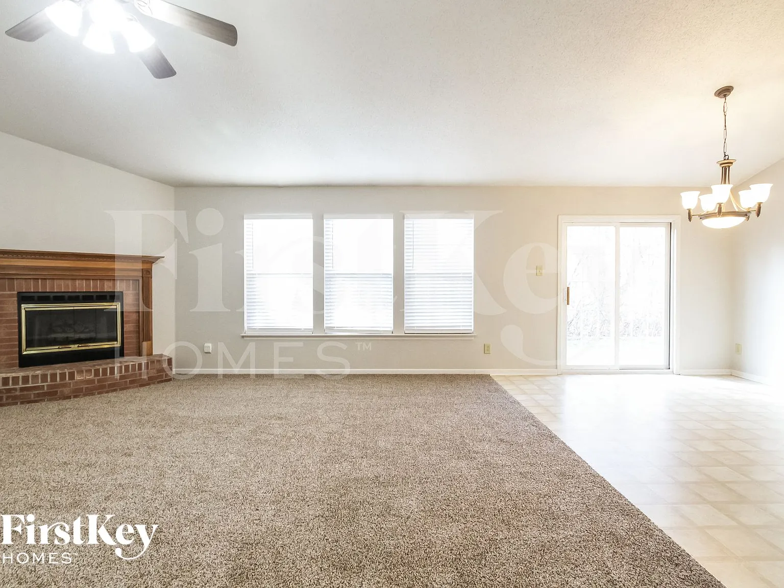 3 bed, 2.0 bath, 1770 sqft, $2,230 — Photo 2