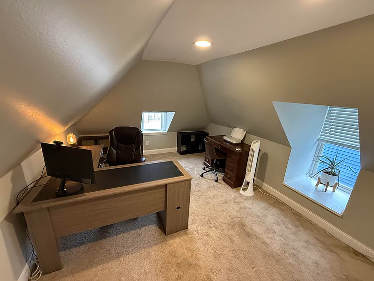 4060 Juniata St — Photo 16