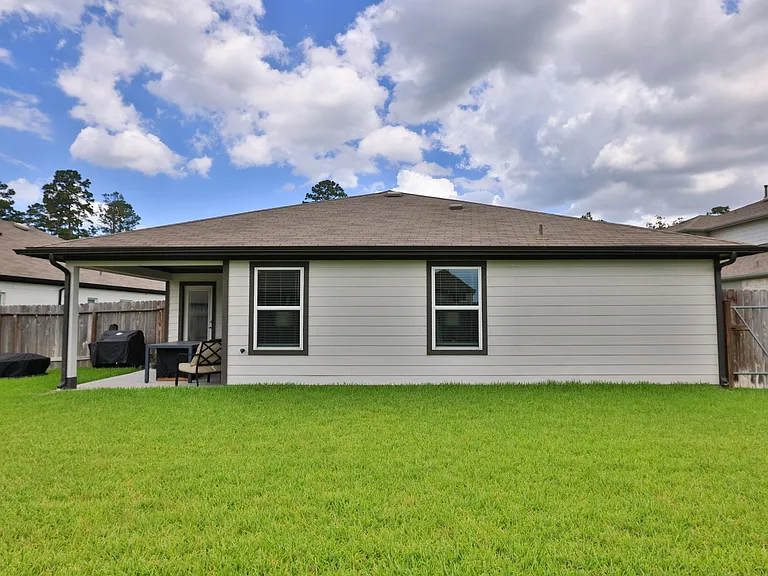 14209 Silver Maple Ct — Photo 35