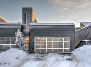 1332 Northbluff Dr #2A, Anchorage, AK 99501
