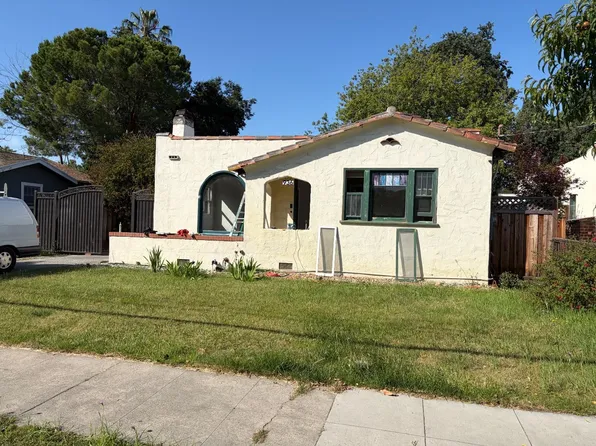 936 Iris St, Redwood City, CA 94061